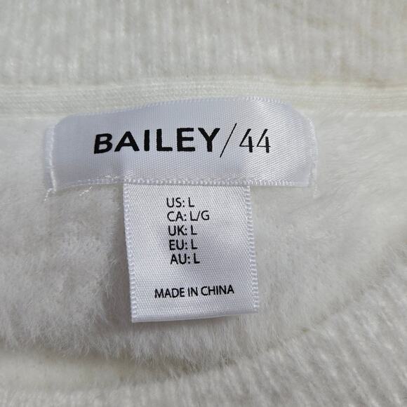 NWOT Bailey 44 Super Soft White Sweater Size Large - Picture 4 of 7